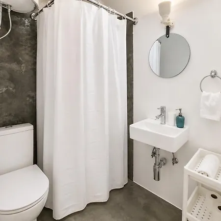 Hideaway Ii - Peaceful Urban Escape Apartman