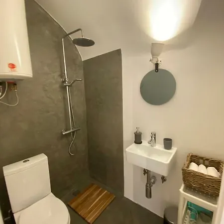 Hideaway Ii - Peaceful Urban Escape